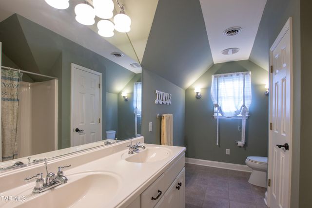 20360 Josh Allen Drive, Abingdon, VA 24211