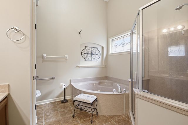 9945 OBAN DR, Cordova, TN 38016