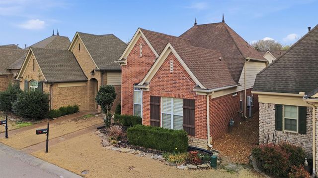 9945 OBAN DR, Cordova, TN 38016