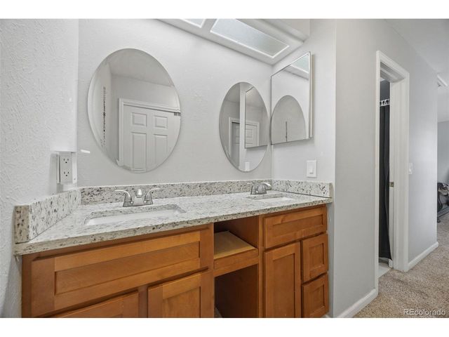 7667 S Monaco Cir W, Englewood, CO 80112