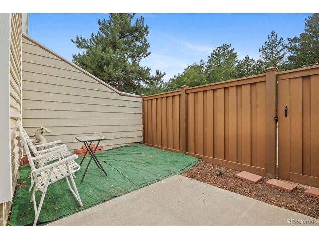 7667 S Monaco Cir W, Englewood, CO 80112