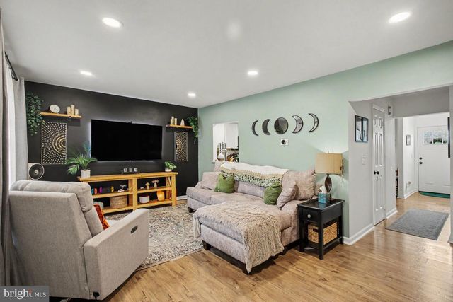 303 CHURCH ST, Lancaster, PA 17602