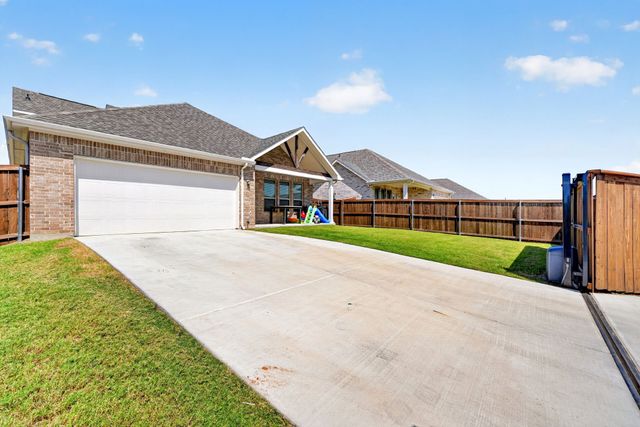 2196 Jonata Street, Waxahachie, TX 75165