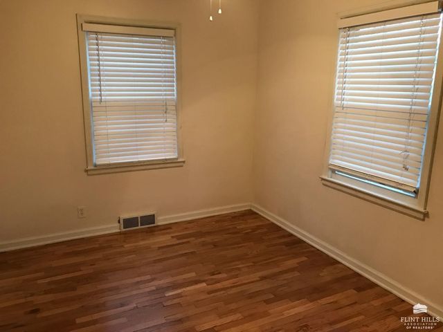 917 Bertrand Streets, Manhattan, KS 66502