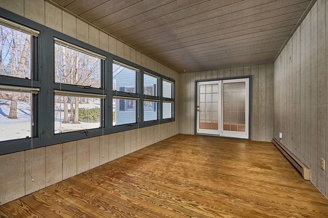 204 Countryside 204, Greenfield, MA 01301