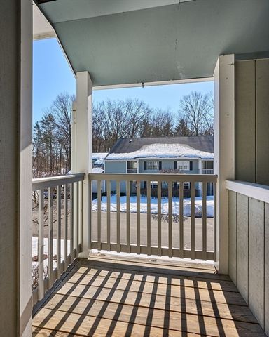 204 Countryside 204, Greenfield, MA 01301