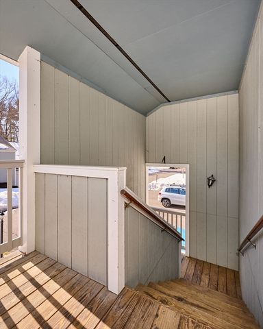 204 Countryside 204, Greenfield, MA 01301