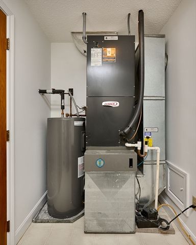 204 Countryside 204, Greenfield, MA 01301