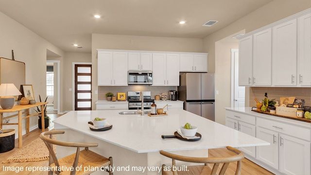 2338 Skyward Street, Grand Prairie, TX 75052