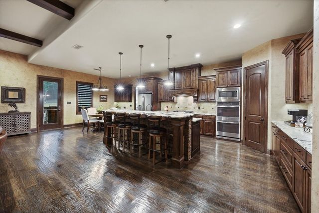 400 Regency Court, Denton, TX 76210