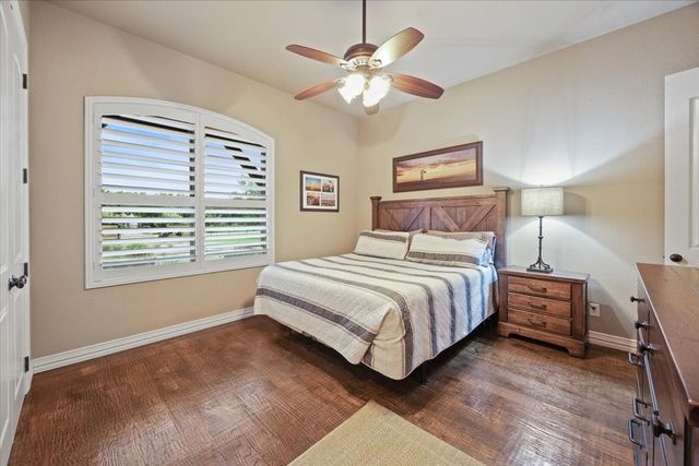 400 Regency Court, Denton, TX 76210