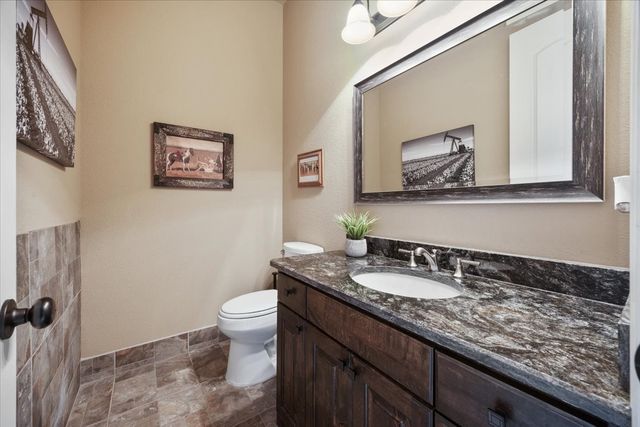 400 Regency Court, Denton, TX 76210