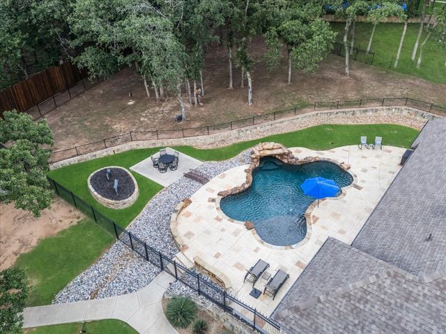 400 Regency Court, Denton, TX 76210