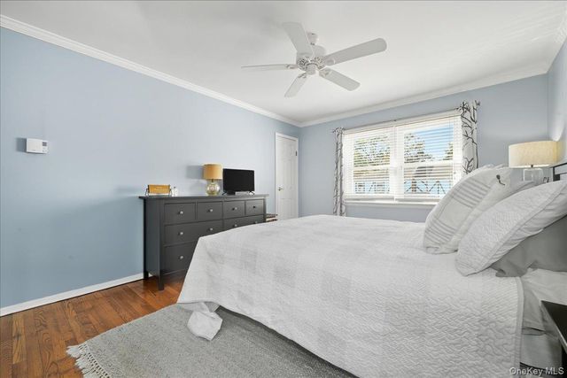 2066 Lakeview Road B, Bellmore, NY 11710