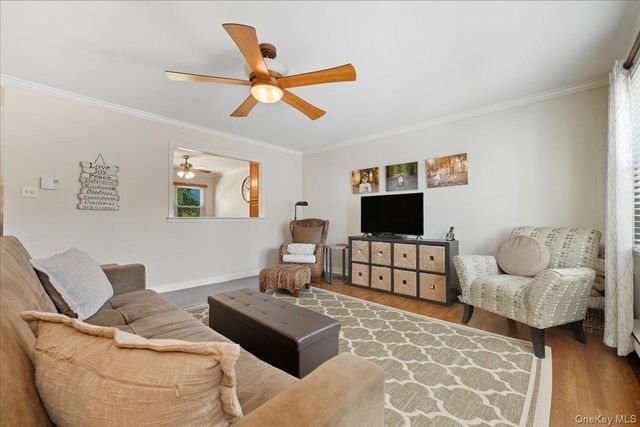 2066 Lakeview Road B, Bellmore, NY 11710