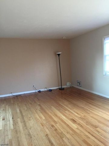 233 Shephard Ave, Newark City, NJ 07112
