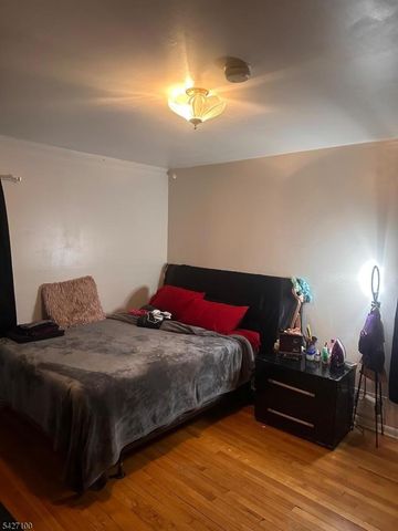233 Shephard Ave, Newark City, NJ 07112