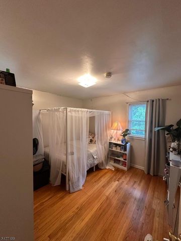 233 Shephard Ave, Newark City, NJ 07112