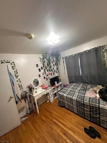 233 Shephard Ave, Newark City, NJ 07112