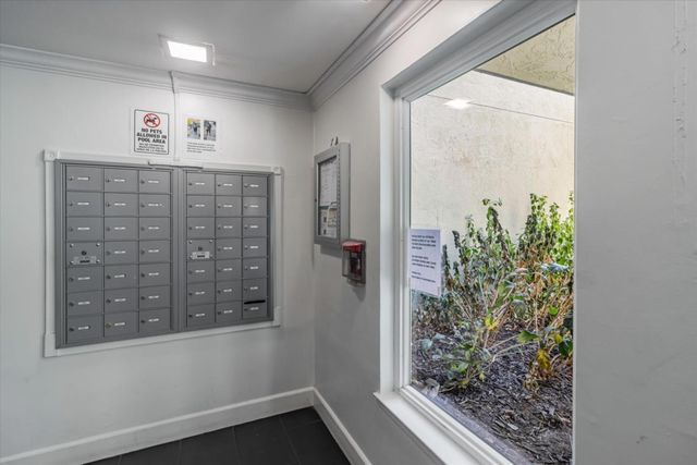 1315 A Street 213, Hayward, CA 94541