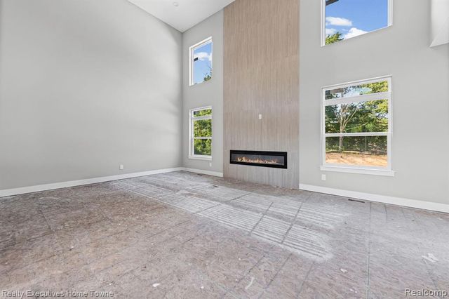 3258 Shorewood Avenue, Fort Gratiot, MI 48059