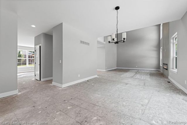 3258 Shorewood Avenue, Fort Gratiot, MI 48059