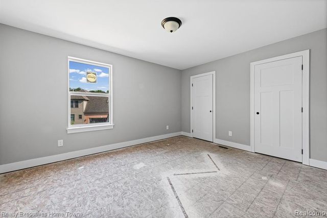 3258 Shorewood Avenue, Fort Gratiot, MI 48059