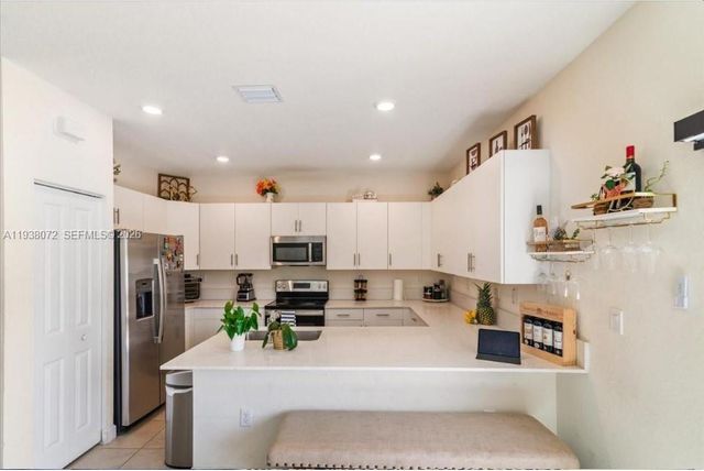 11431 W 32nd Lane, Hialeah, FL 33018