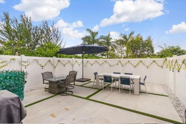11431 W 32nd Lane, Hialeah, FL 33018