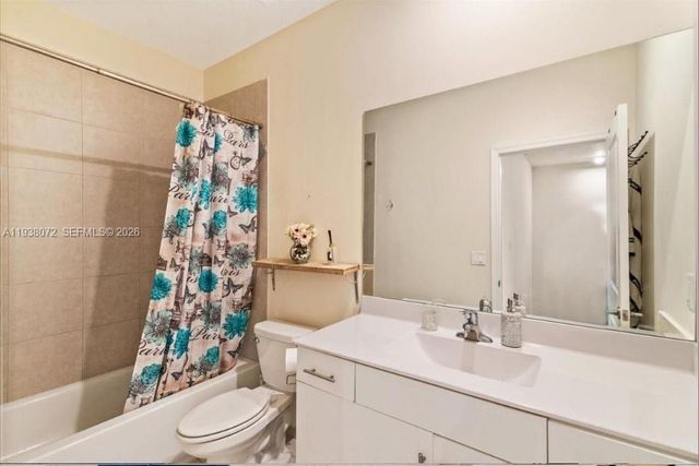 11431 W 32nd Lane, Hialeah, FL 33018