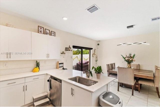11431 W 32nd Lane, Hialeah, FL 33018