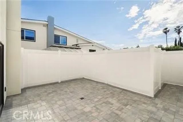 19953 Lassen Street, Chatsworth, CA 91311