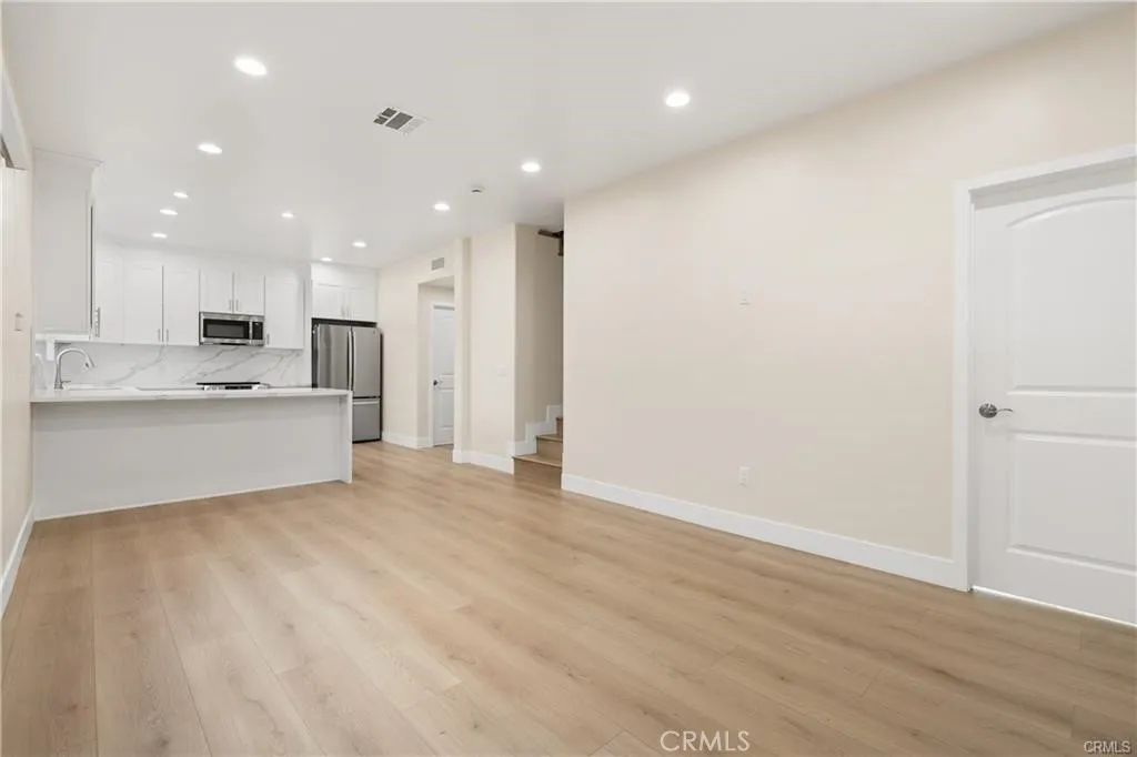 19953 Lassen Street, Chatsworth, CA 91311