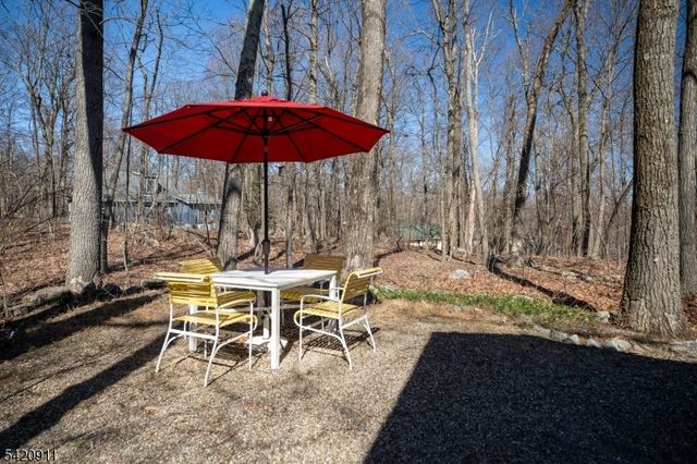 5 Anawa Rd, Vernon Twp., NJ 07422