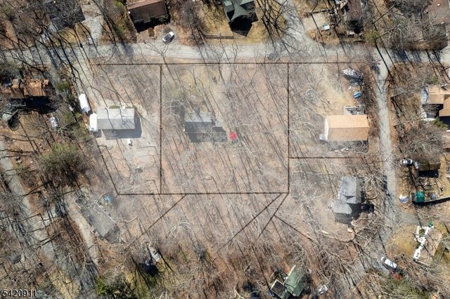 5 Anawa Rd, Vernon Twp., NJ 07422