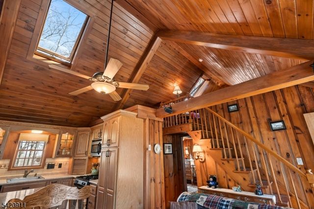 5 Anawa Rd, Vernon Twp., NJ 07422