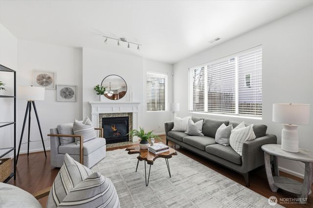 9025 S 204th Place, Kent, WA 98031