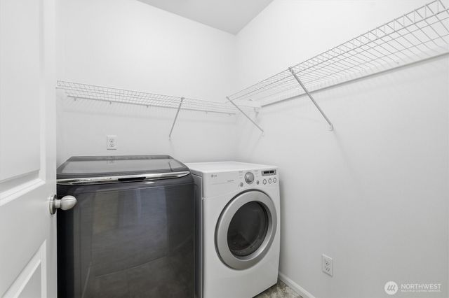 9025 S 204th Place, Kent, WA 98031