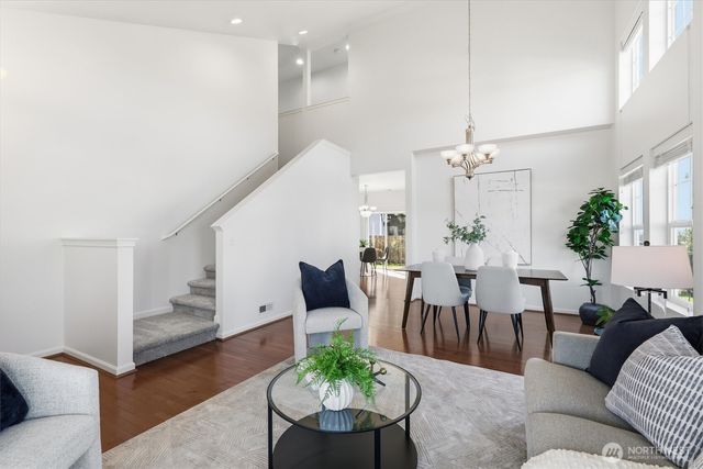 9025 S 204th Place, Kent, WA 98031