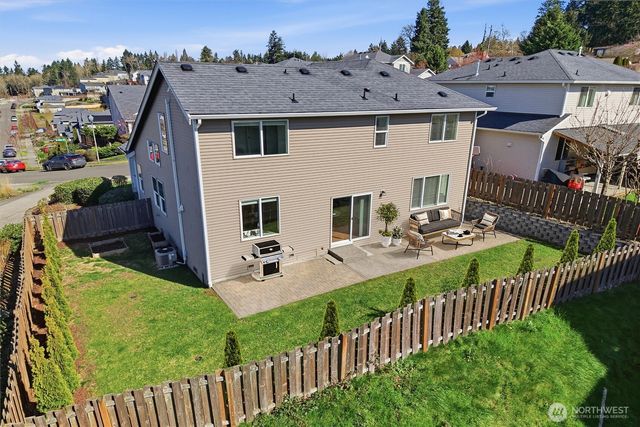 9025 S 204th Place, Kent, WA 98031