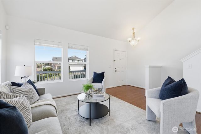 9025 S 204th Place, Kent, WA 98031