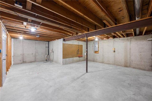 501 S Poseidon Way, Raymore, MO 64083