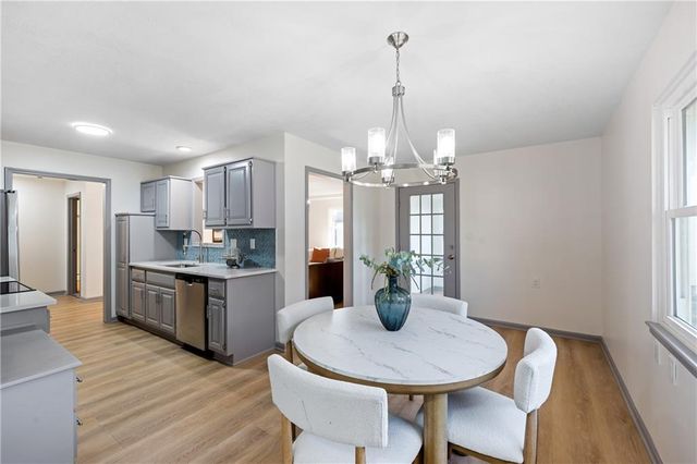 501 S Poseidon Way, Raymore, MO 64083