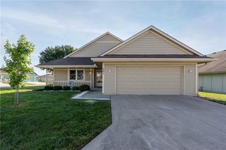 501 S Poseidon Way, Raymore, MO 64083