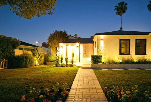 5430 Geyser Avenue, Tarzana, CA 91356