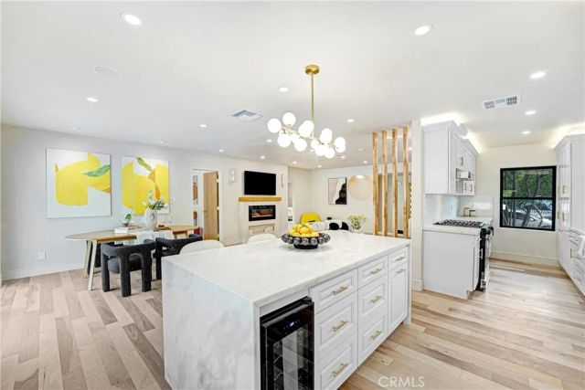 5430 Geyser Avenue, Tarzana, CA 91356
