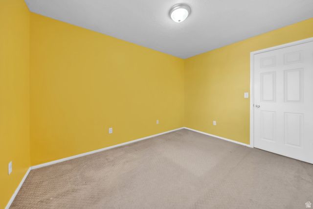 1052 N 1000 E, Layton, UT 84040