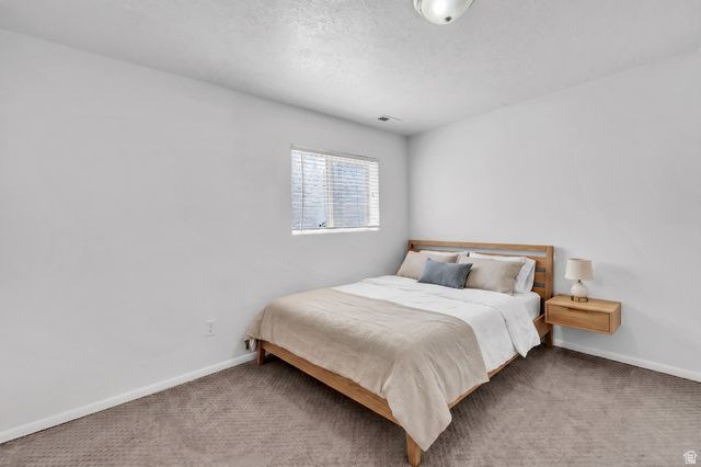 1052 N 1000 E, Layton, UT 84040