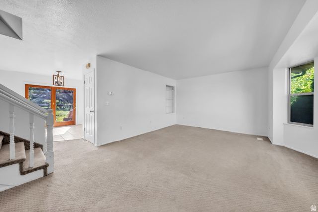 1052 N 1000 E, Layton, UT 84040