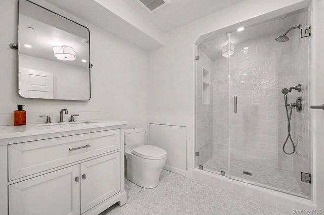 32 Valimar Boulevard, White Plains, NY 10603